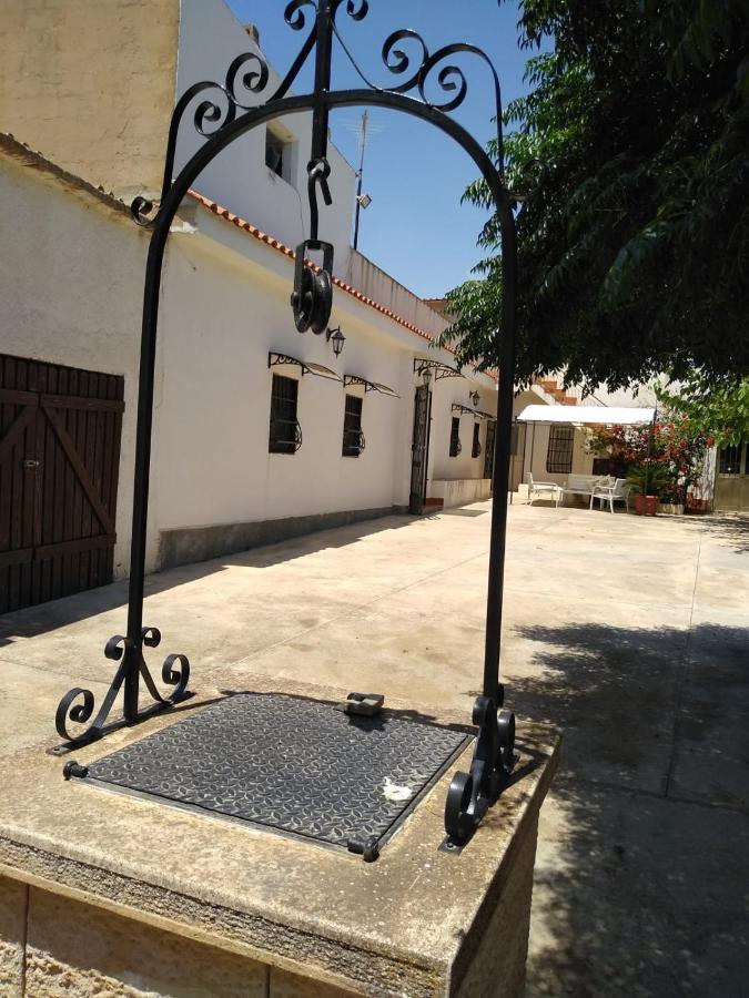 Casale Hibiscus Villa Santa Maria Del Focallo Exterior foto